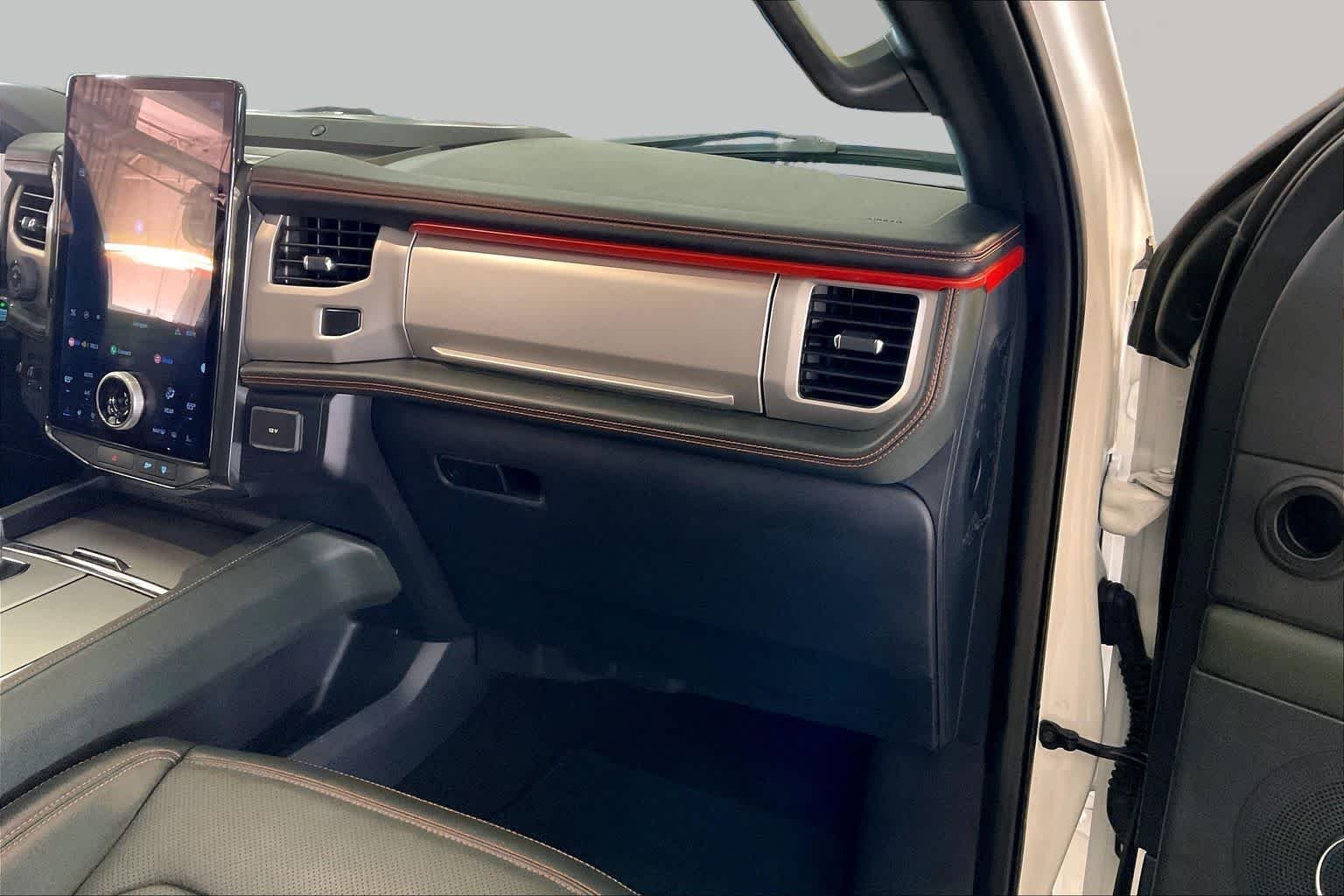 Used 2022 Star White Metallic Tri-Coat Ford Timberline image 17