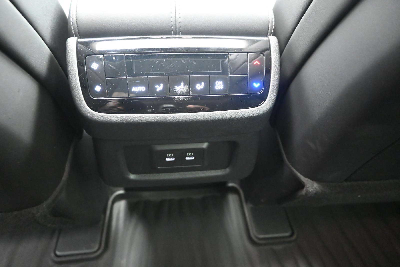 Used 2026 Black INFINITI PURE image 18