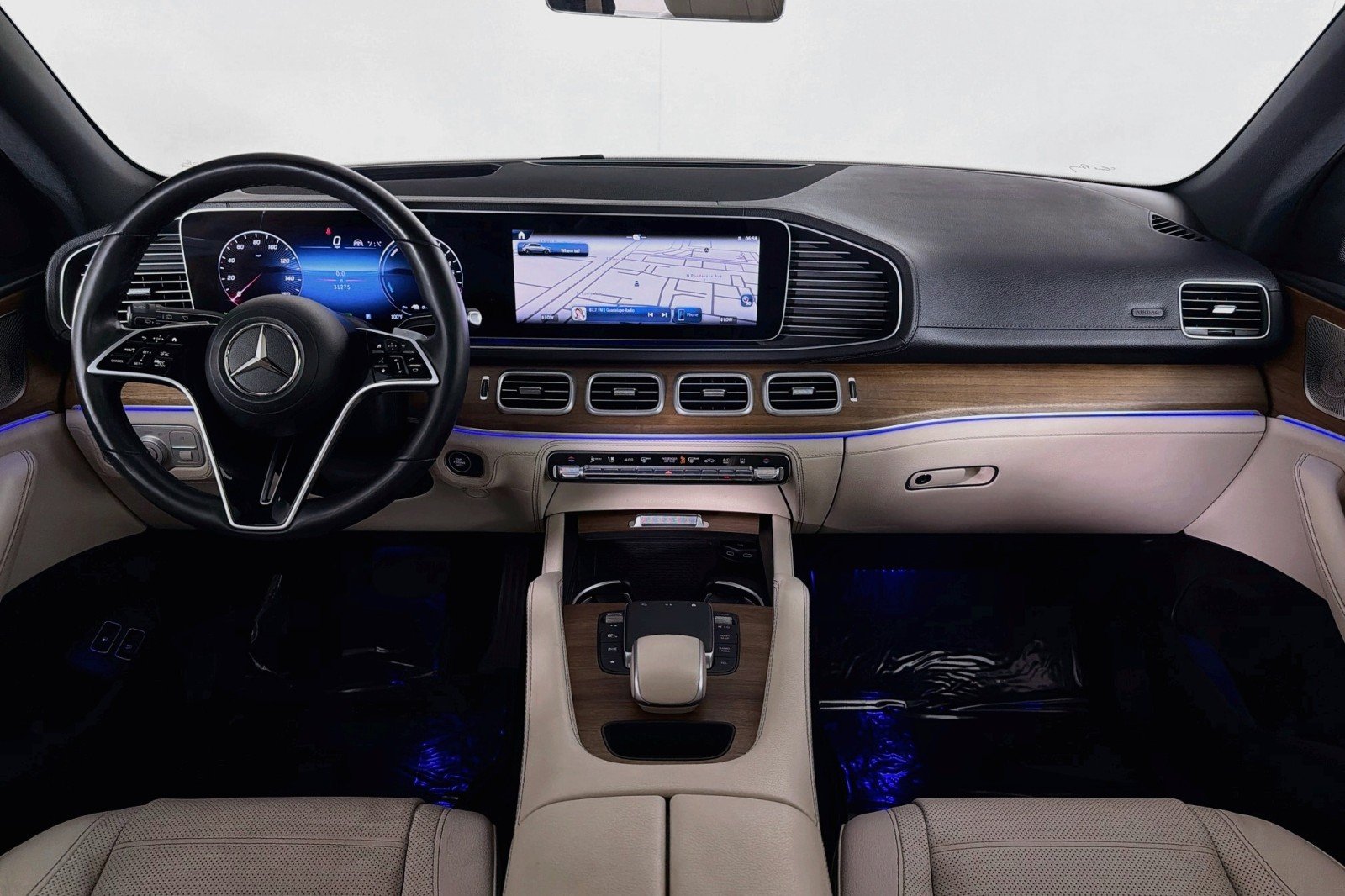 Certified Used 2024 MANUFAKTUR Diamond White Metallic Mercedes-Benz GLE 450e Plug-In Hybrid image 5