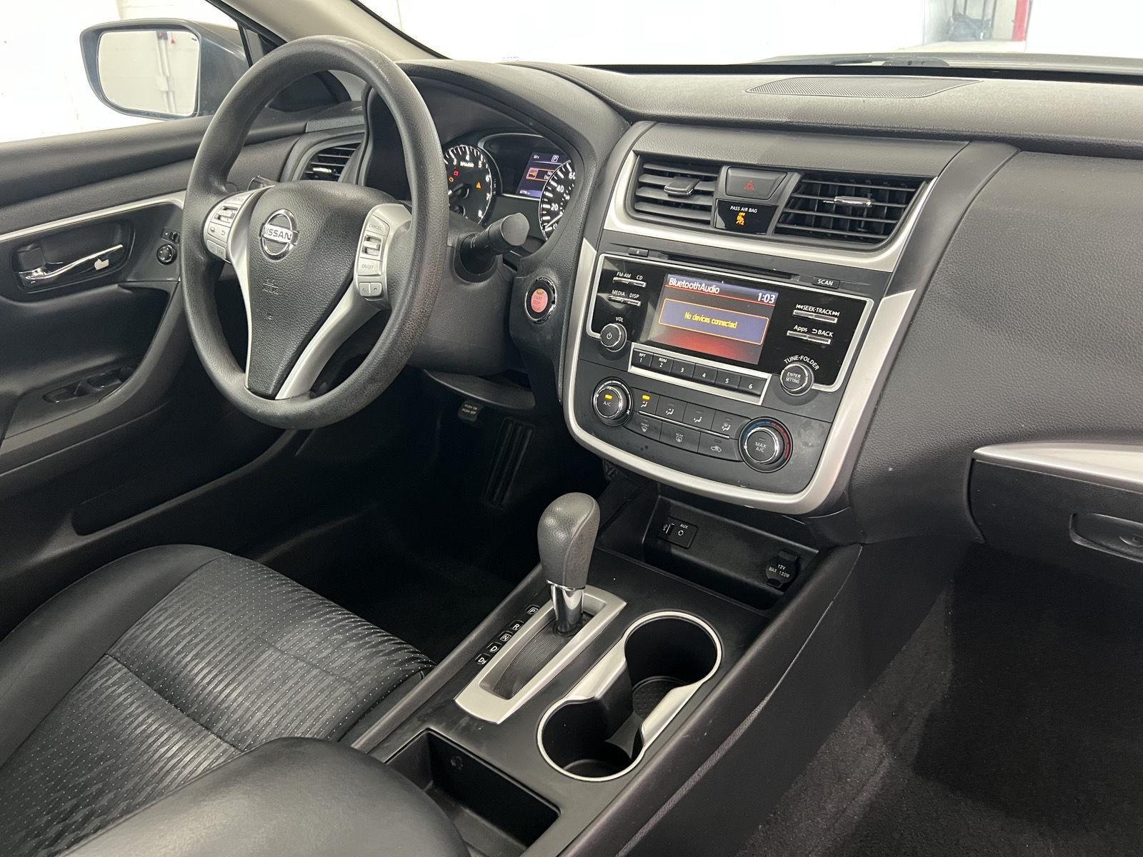 Used 2016 Super Black Nissan 2.5 S image 28