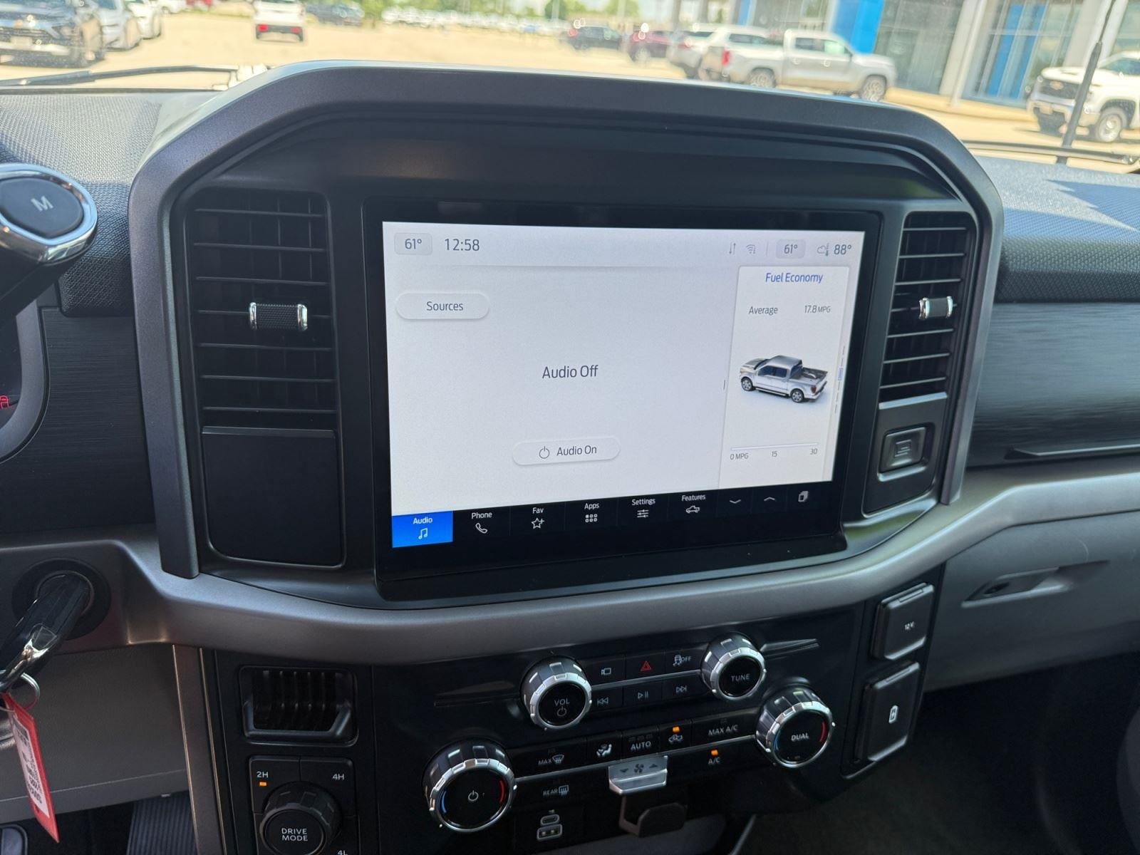 Used 2025 Black Ford XLT image 18