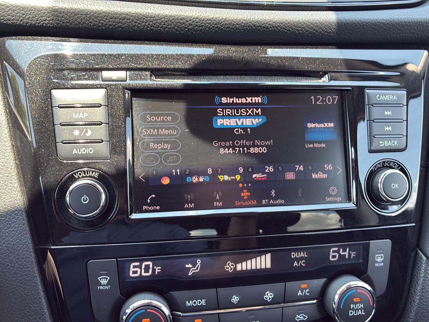 Used 2020 Magnetic Black Pearl Nissan SL image 28