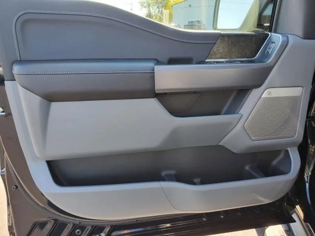 New 2025 Blue Ford Flash image 14