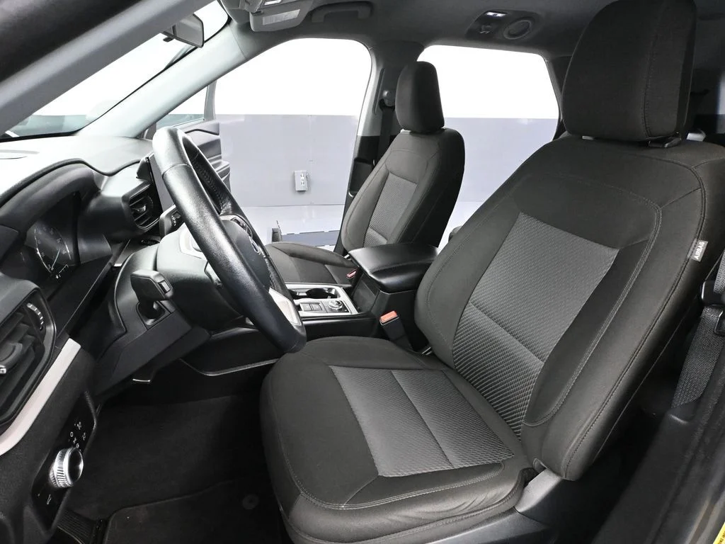2023 Ford Explorer XLT - Photo 23