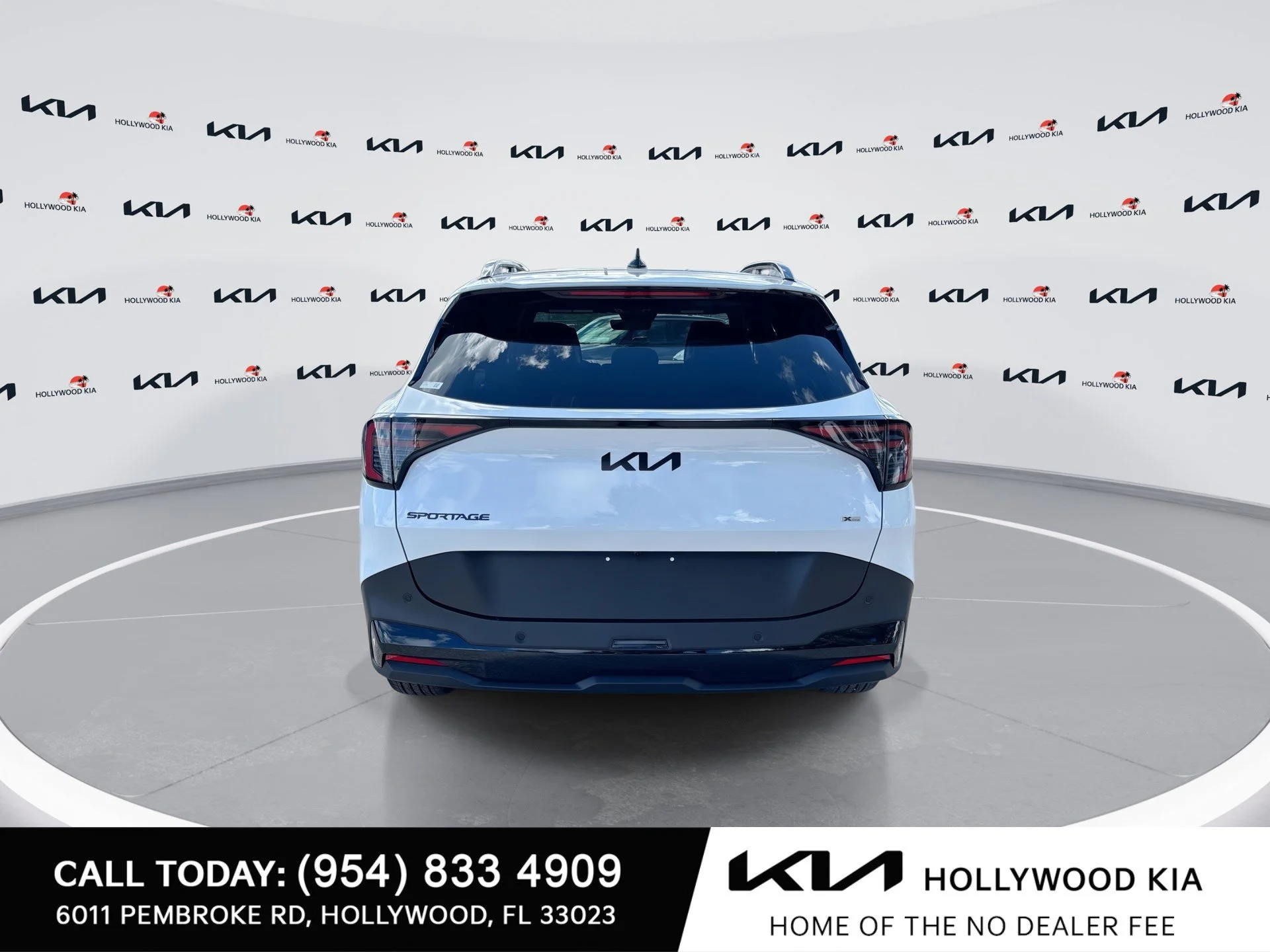 New 2027 Glacial White Pearl Kia X-Line image 7