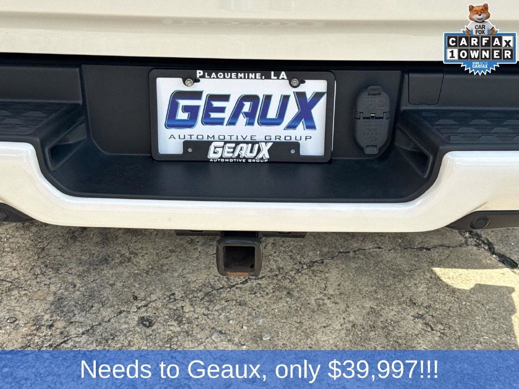 Used 2022 White Ram Limited image 19
