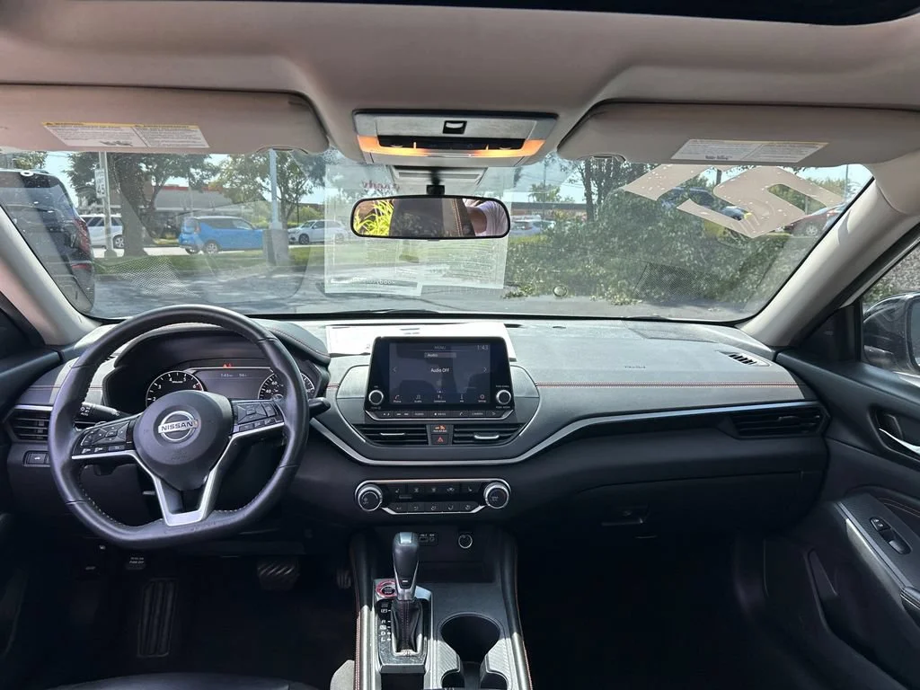 2021 Nissan Altima SR - Photo 31