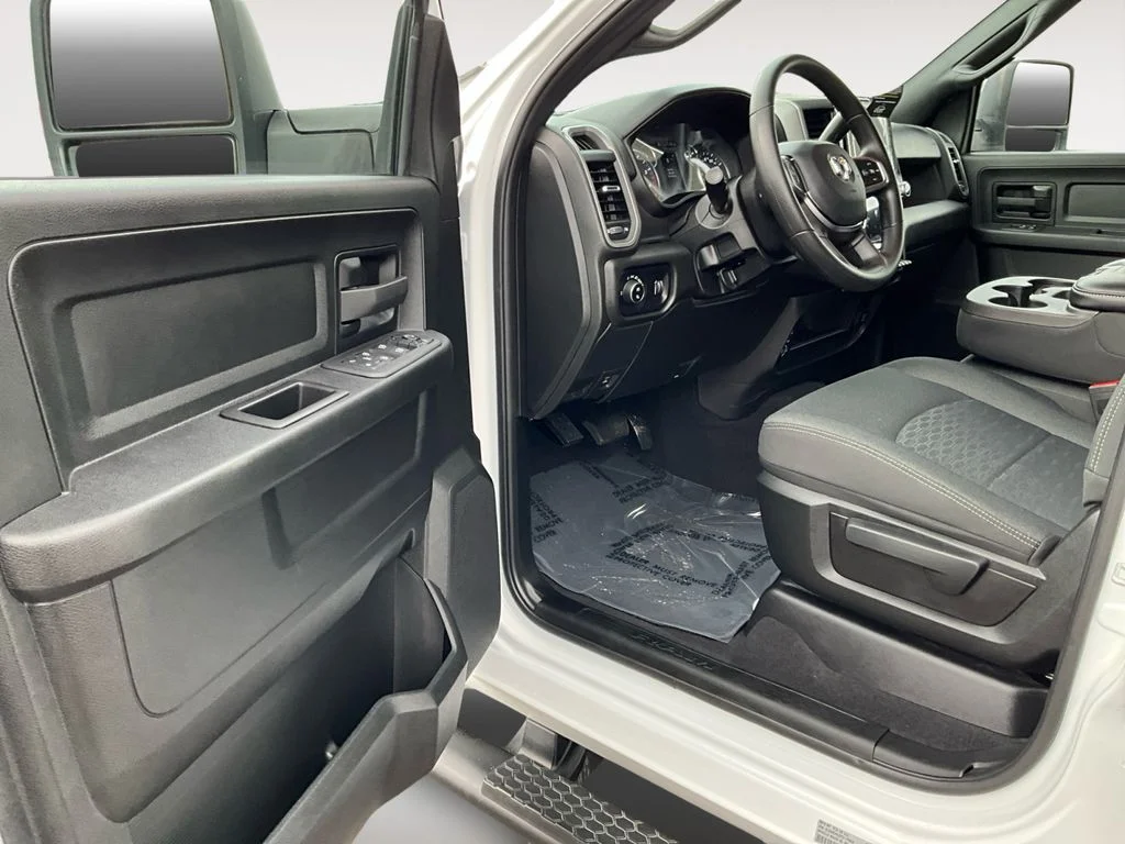 2026 RAM 2500 Tradesman - Photo 15