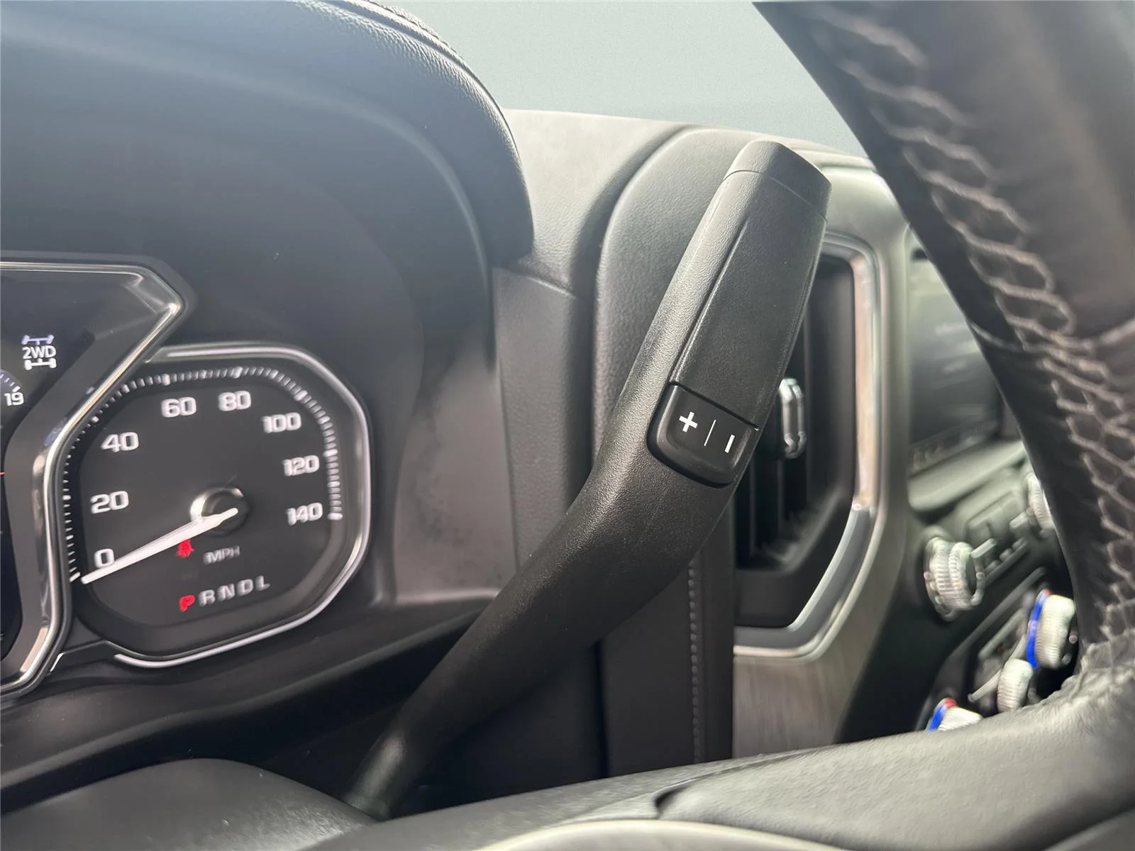 Used 2023 Onyx Black GMC Denali image 25