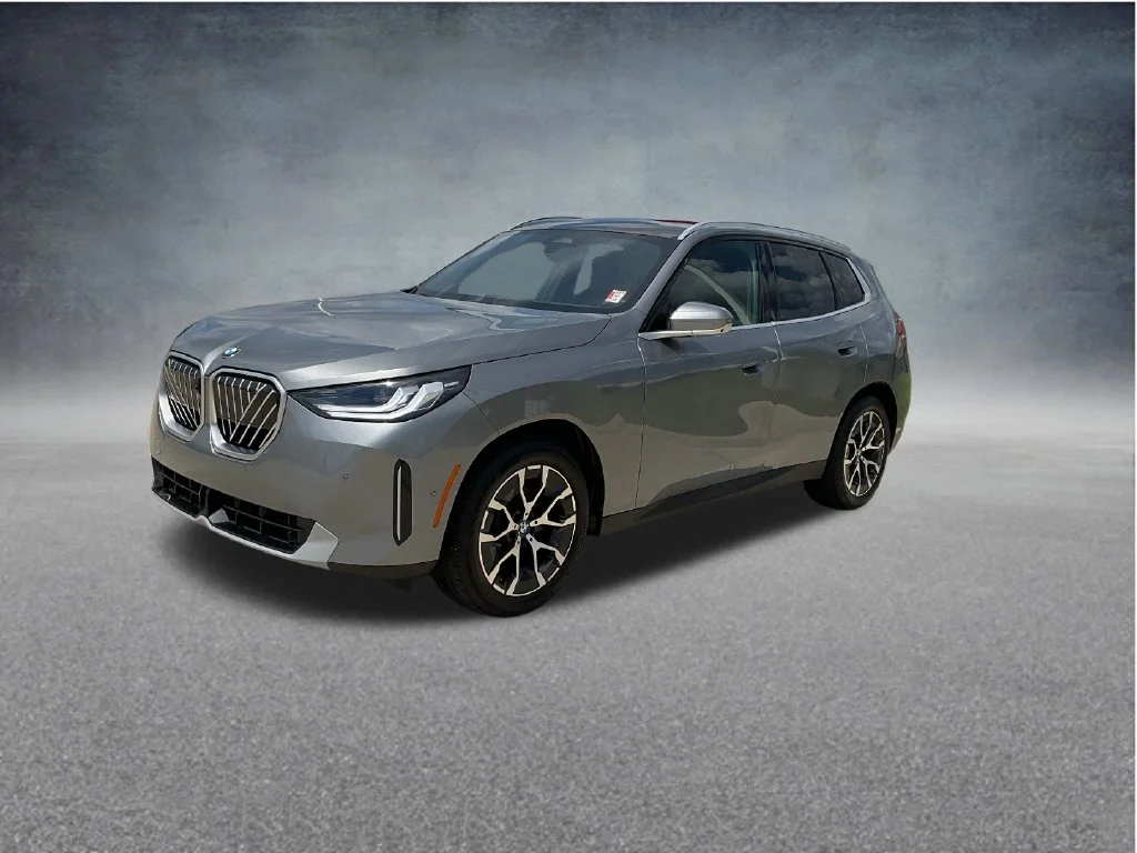 Used 2026 Gray BMW 30 xDrive image 3