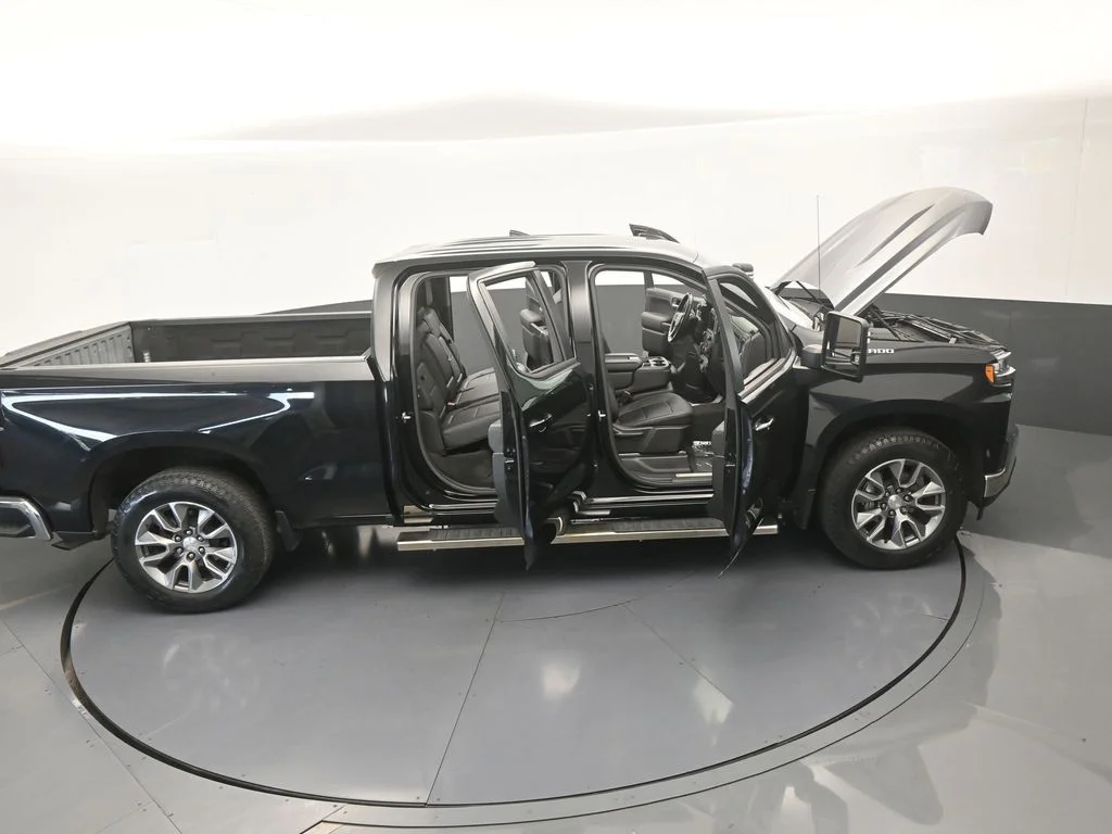 Used 2021 Black Chevrolet LT image 69