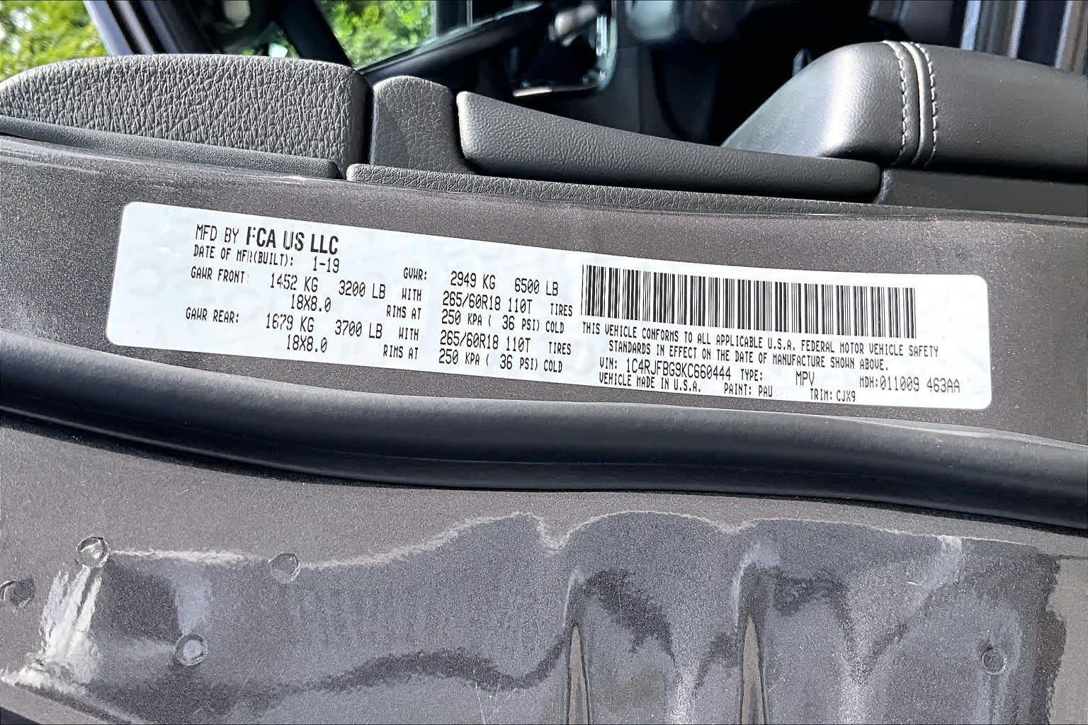 Used 2019 Granite Crystal Metallic Clearcoat Jeep Limited image 37