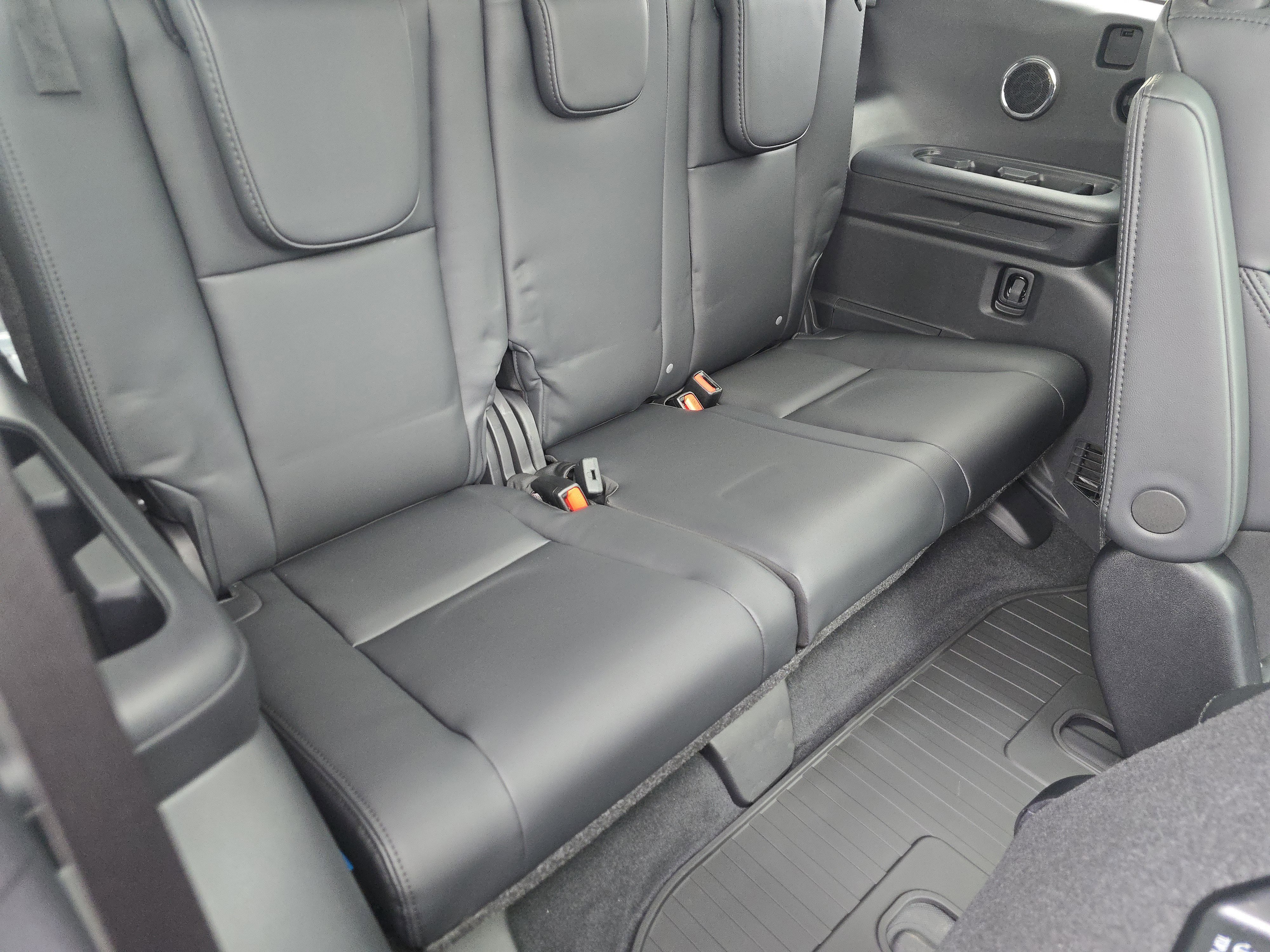New 2026 MAGNETITE GRAY METALLIC Subaru Onyx Edition Touring 7-Passenger image 20