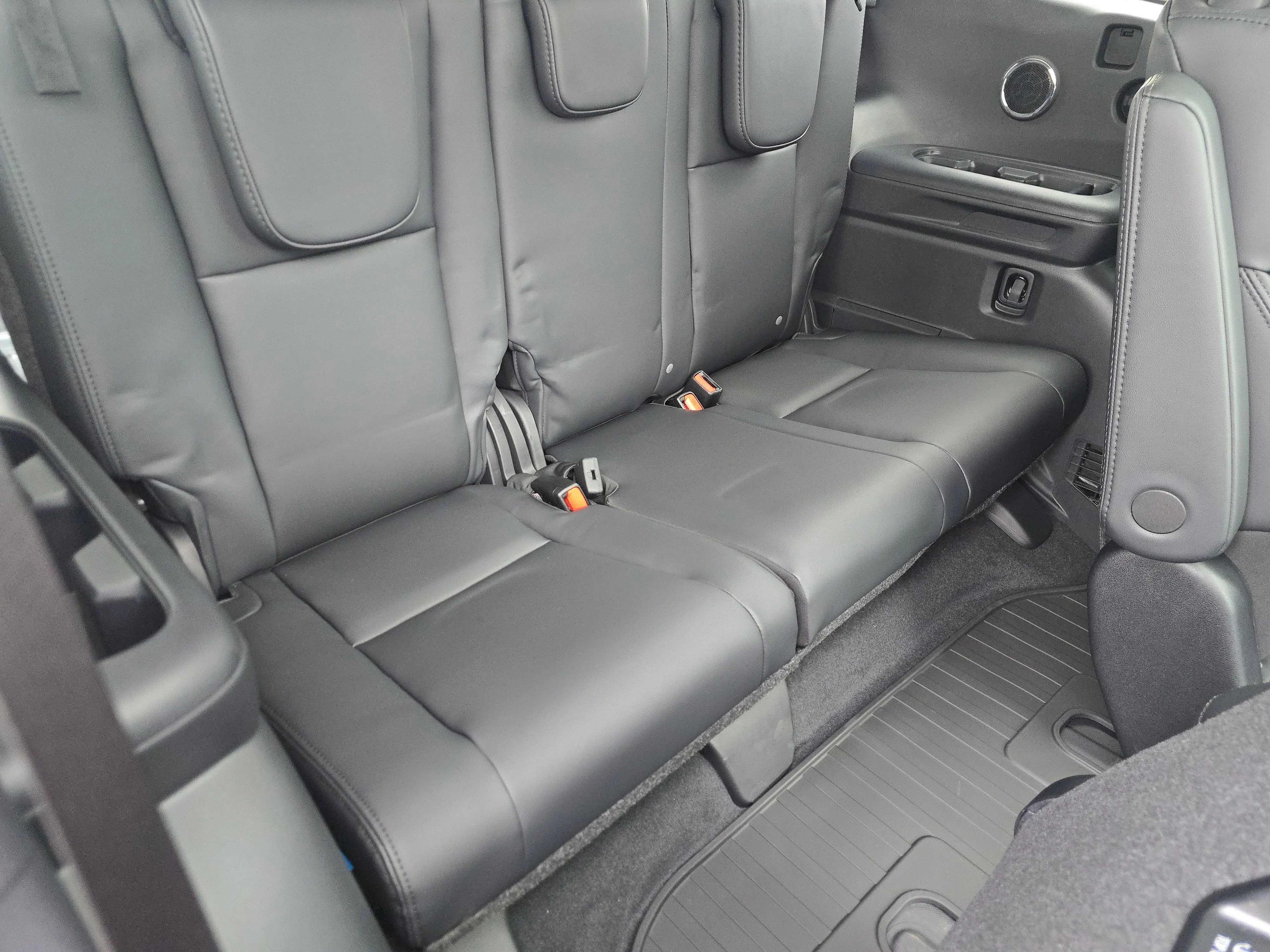 New 2026 Magnetite Gray Metallic Subaru Onyx Edition Touring image 20