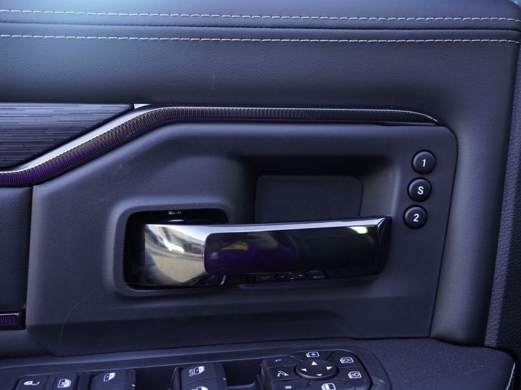 New 2026 Bright White Clear-Coat Exterior Paint RAM Rebel image 10