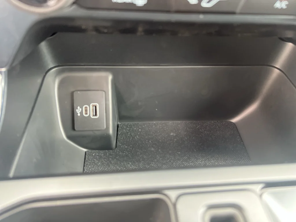 New 2026 Carbonized Gray Metallic Ford Lobo image 24