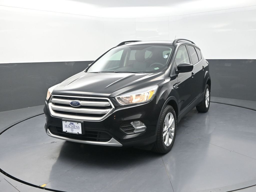 Used 2018 Black Ford SE image 4