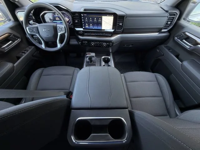 New 2026 Summit White Chevrolet LT Trail Boss image 10