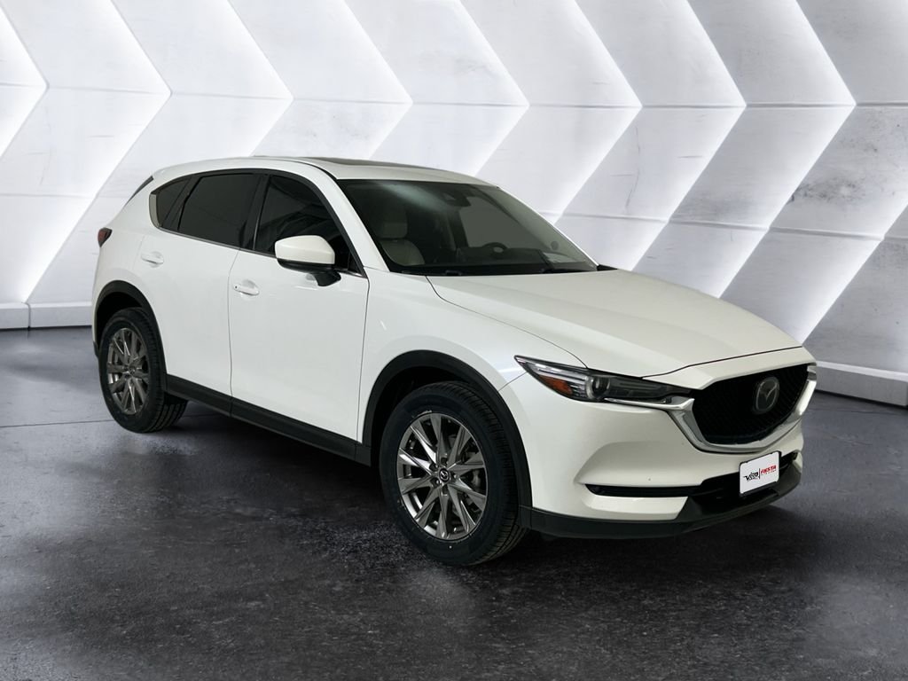 Used 2021 White Mazda Grand Touring image 1