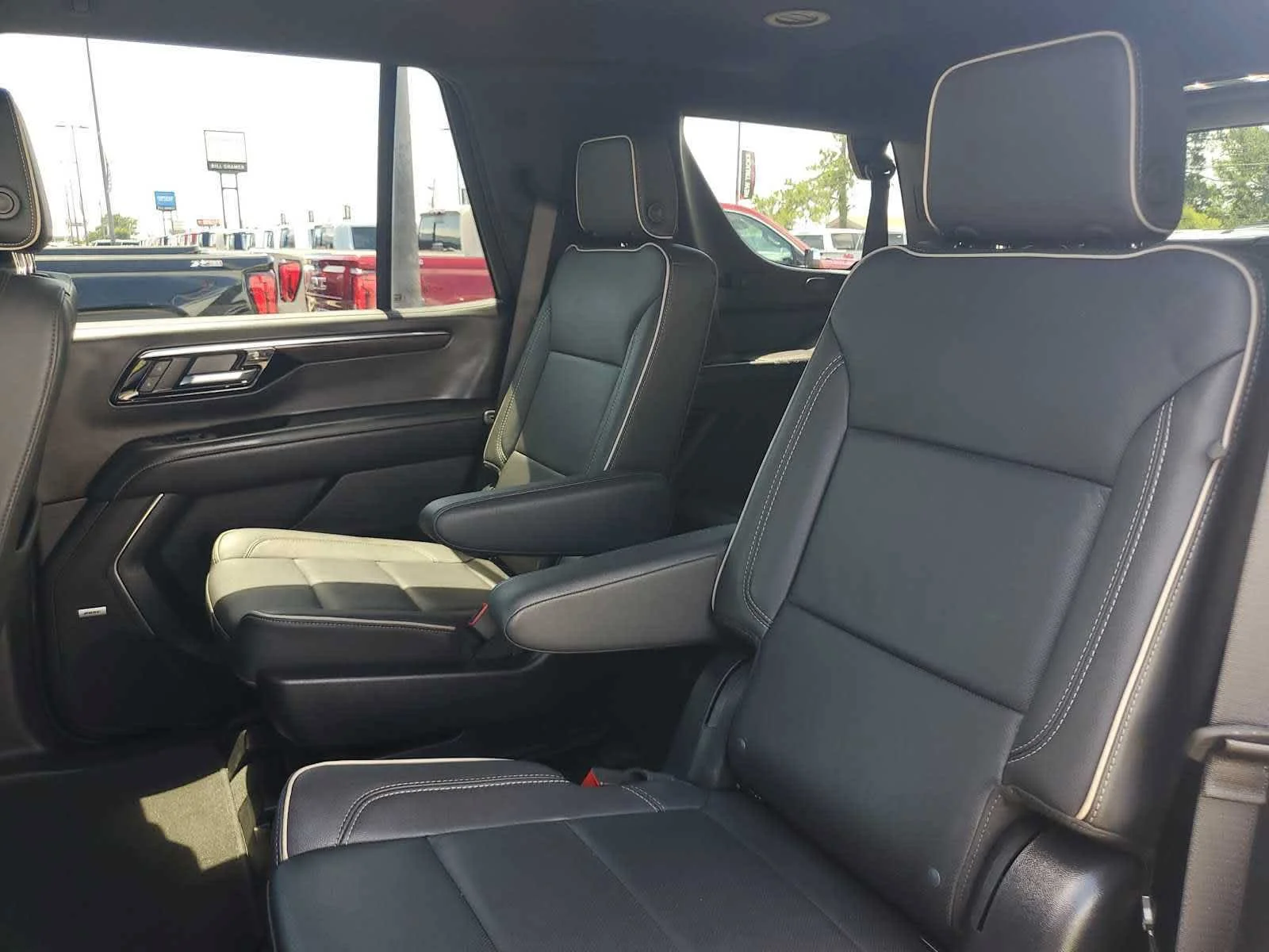 Used 2025 Lakeshore Blue Metallic Chevrolet Premier image 22