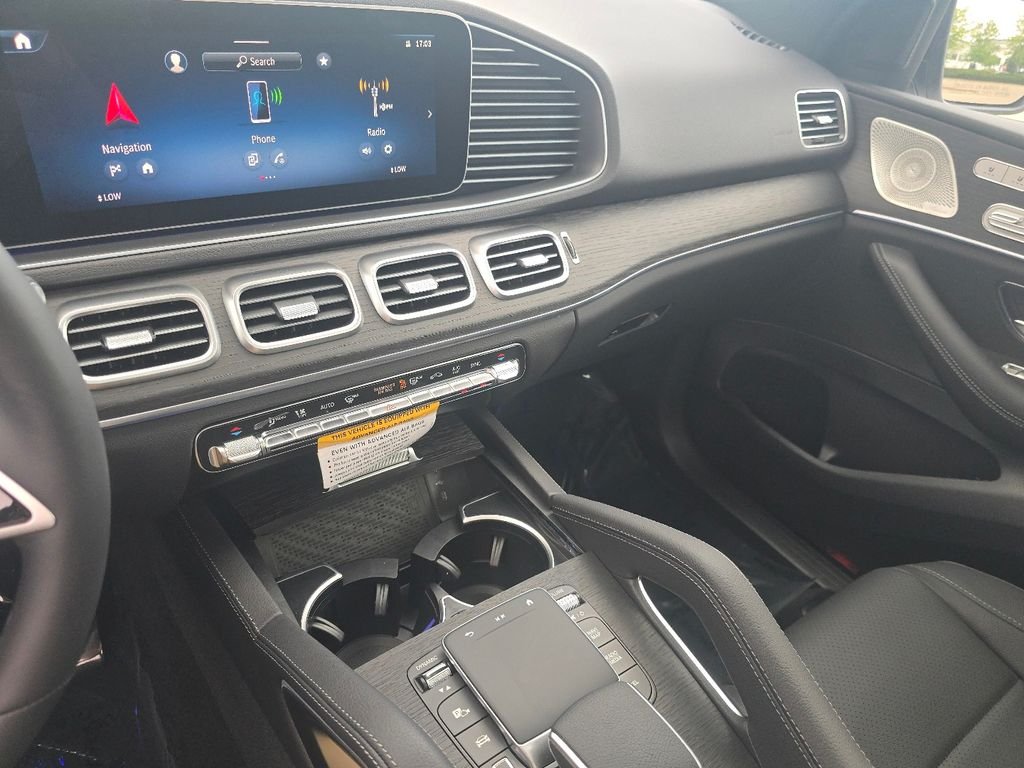 New 2026 MANUFAKTUR Moonlight White Magno Mercedes-Benz GLE 450 image 31