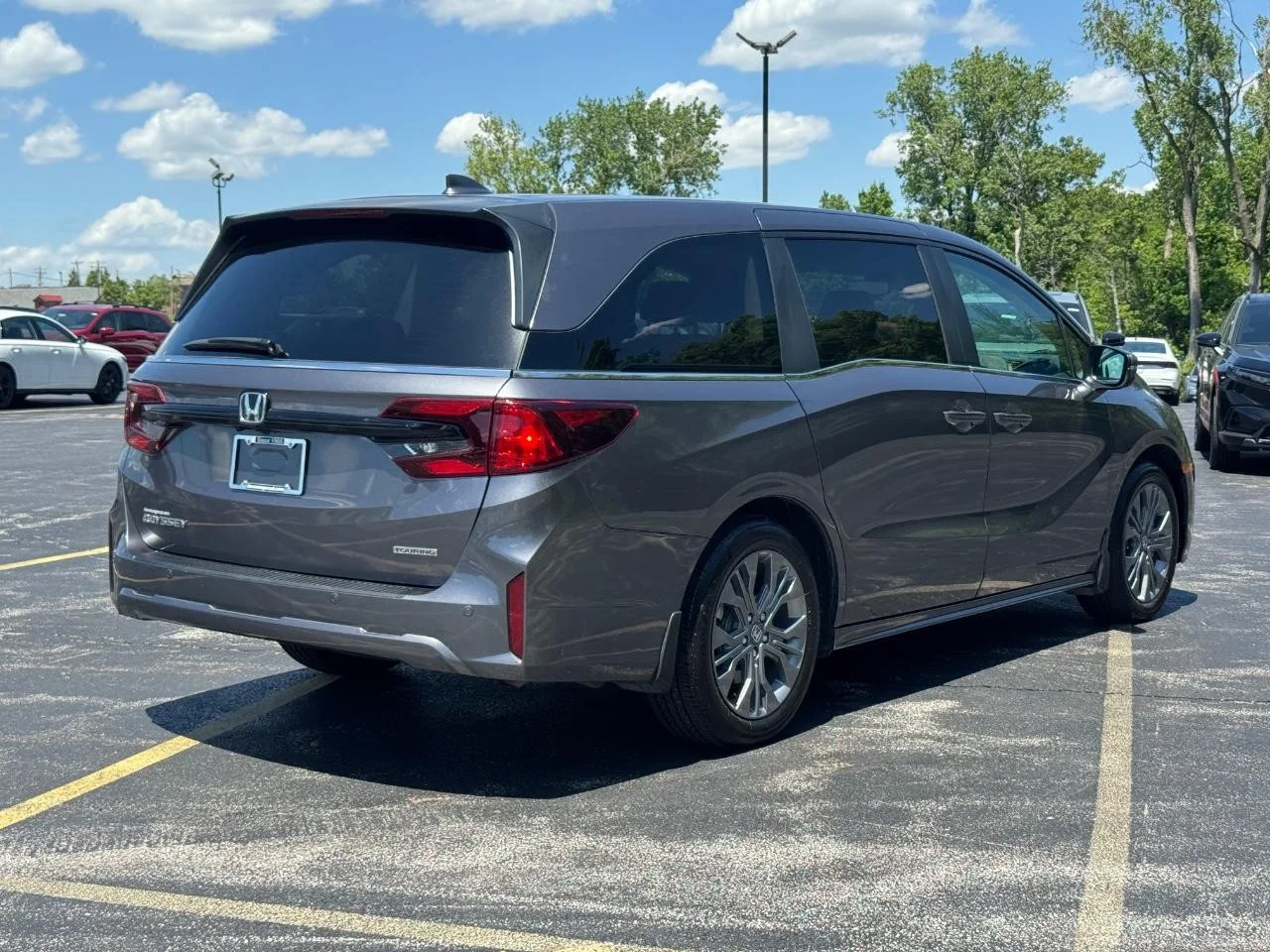 Certified Used 2026 DK. GRAY Honda Touring image 4