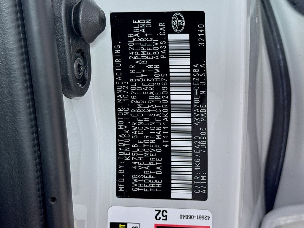 Used 2024 Ice Toyota SE image 38