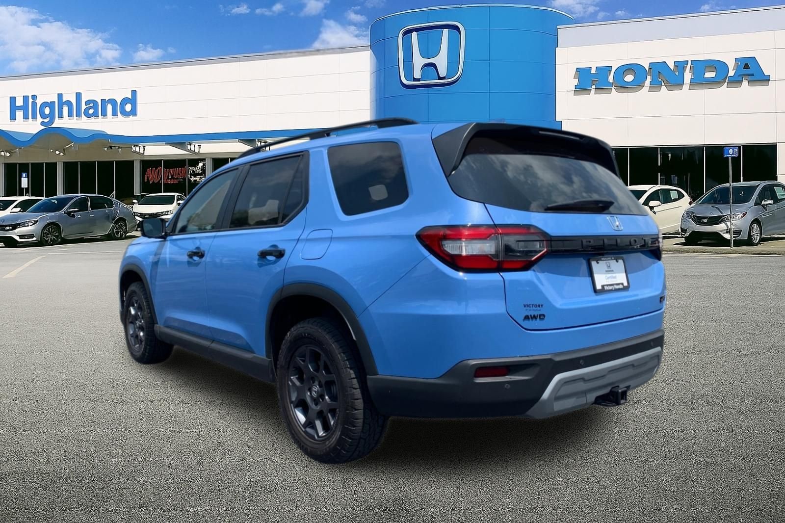 Certified Used 2025  Honda TrailSport image 3