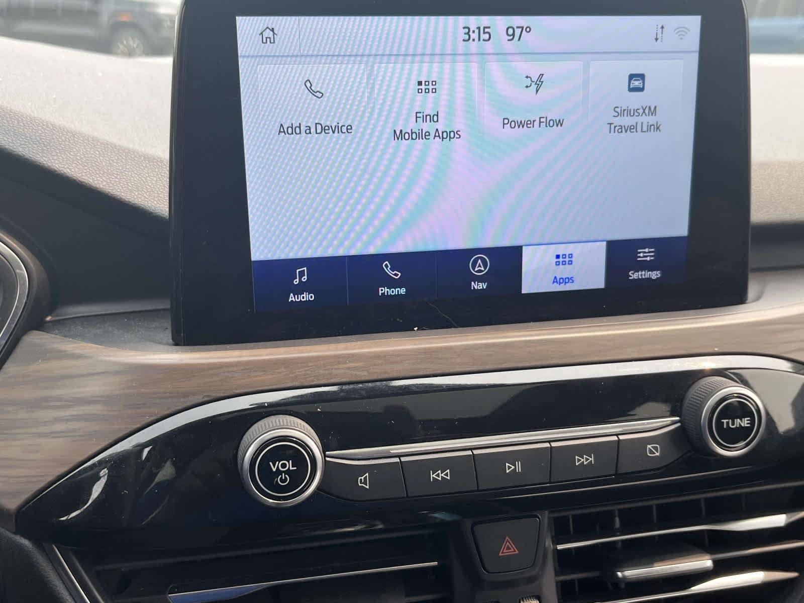 Used 2020  Ford Titanium Hybrid image 25