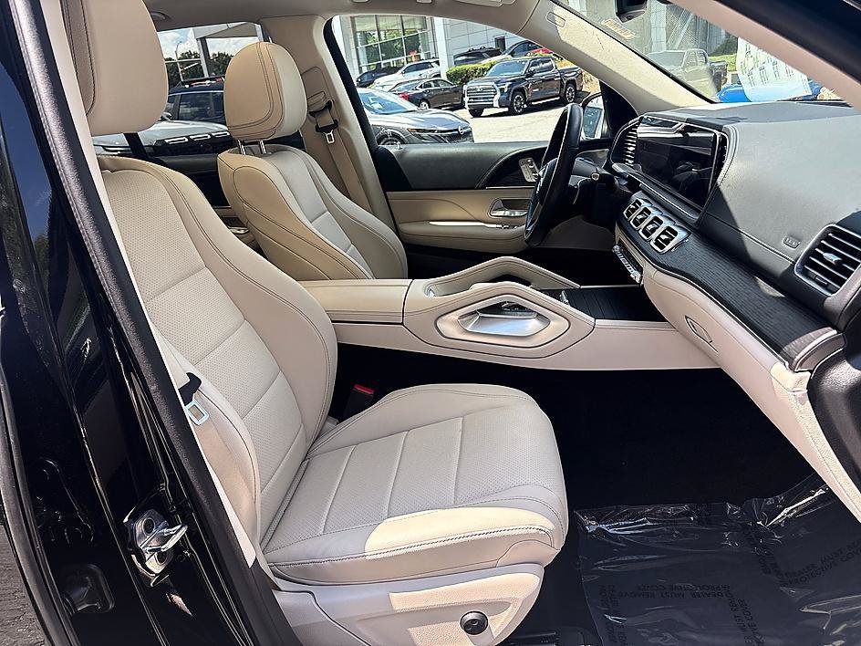 Used 2024 Black Mercedes-Benz GLE 450 image 17