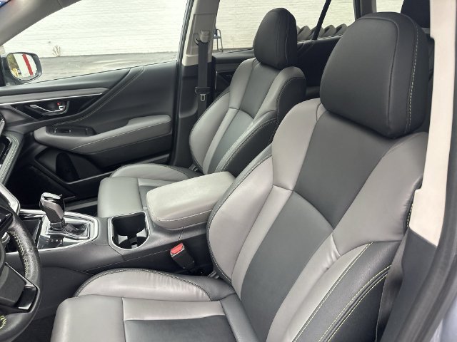 Used 2024 Silver Subaru Onyx Edition image 22
