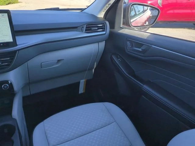 New 2026 Rapid Red Metallic Tinted Clearcoat Ford Active® image 17