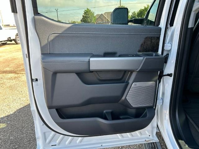 New 2026 Oxford White Ford Lariat image 87
