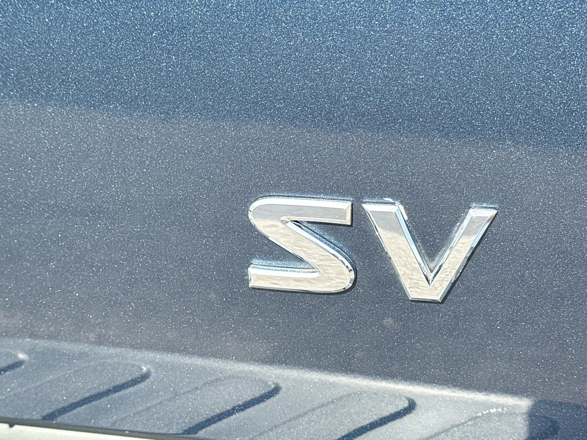 Used 2020 Arctic Blue Metallic Nissan SV image 12