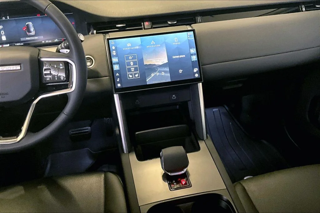 Used 2025 Gray Land Rover S image 6