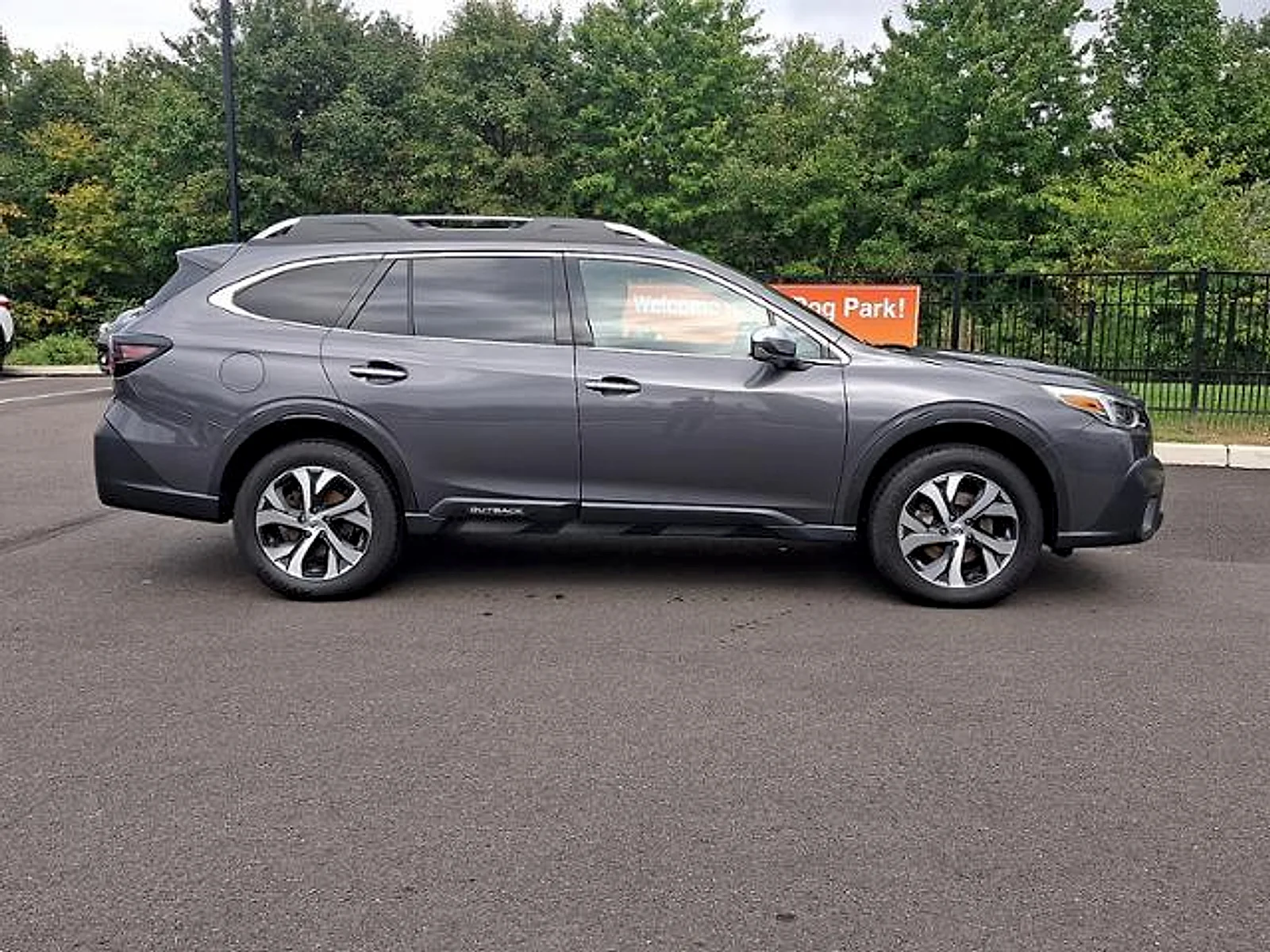 Used 2022 Magnetite Gray Metallic Subaru Touring XT image 8