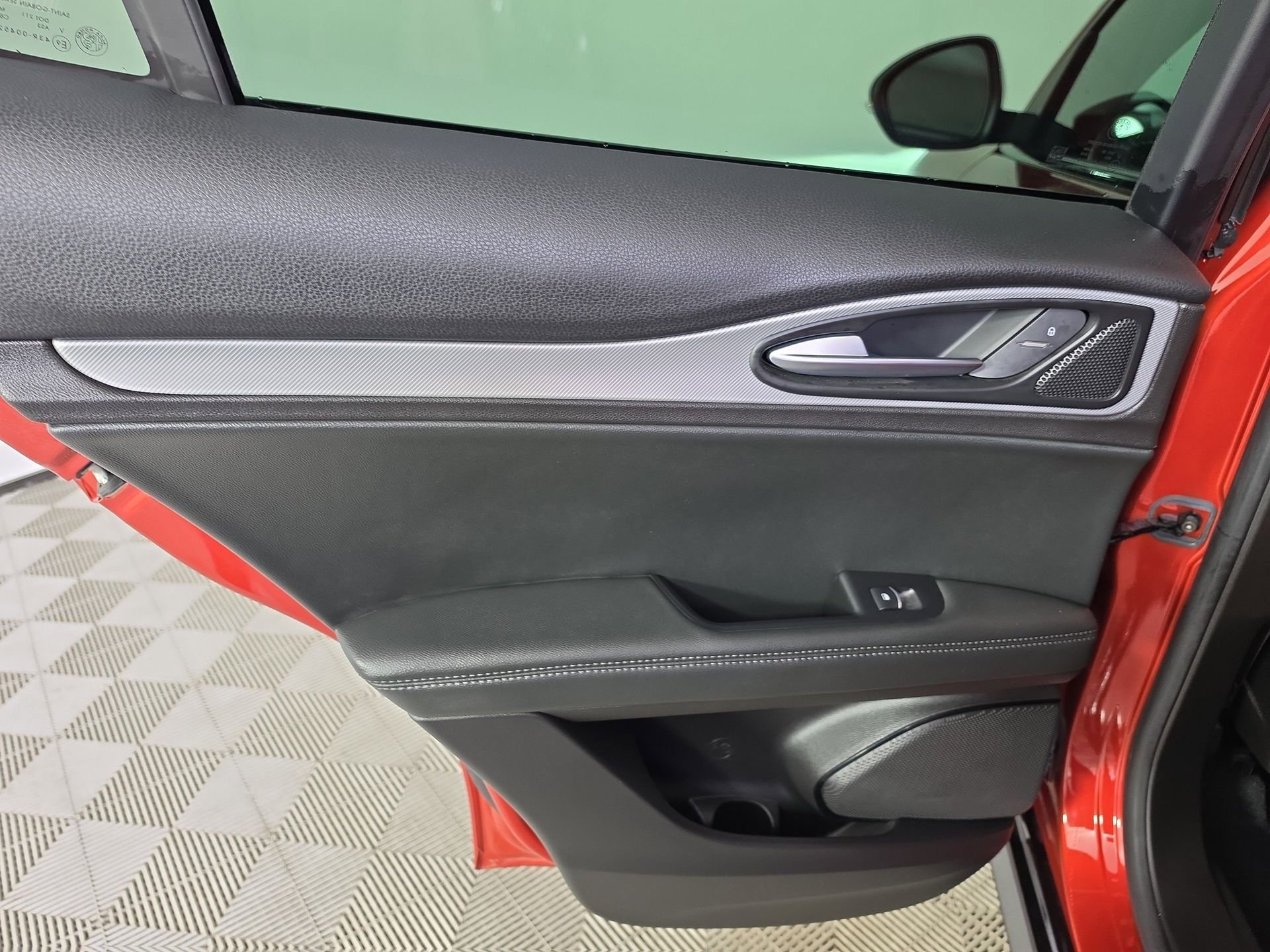 Used 2024 Red Alfa Romeo Veloce image 40