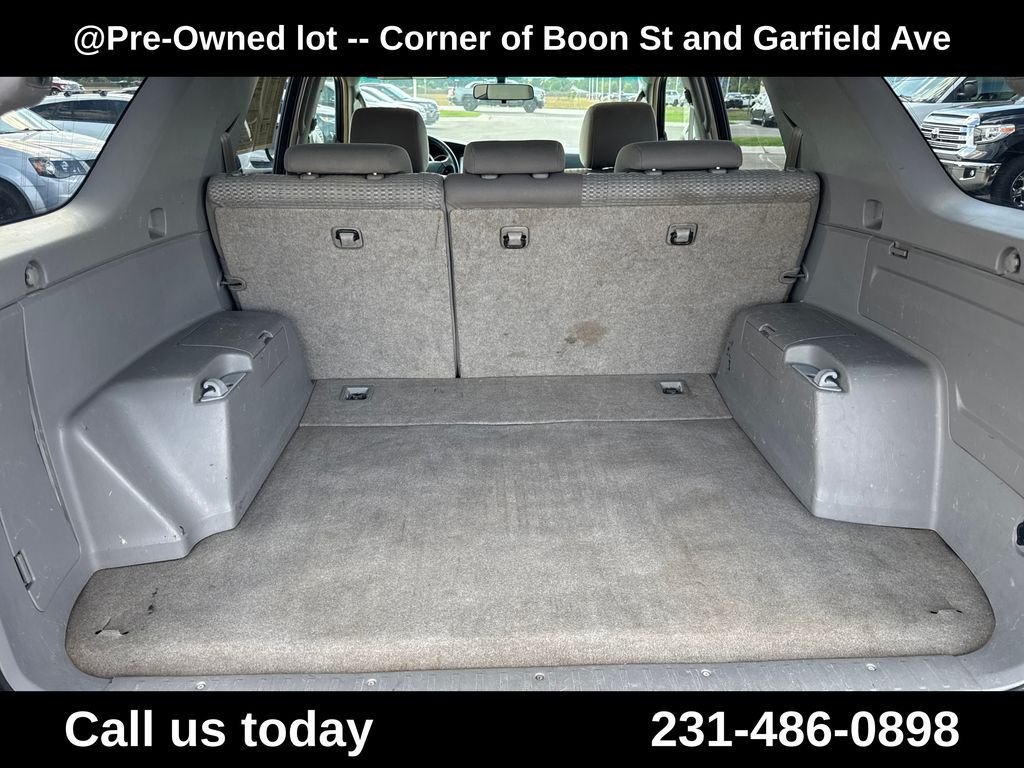 Used 2008 Black Toyota SR5 image 25