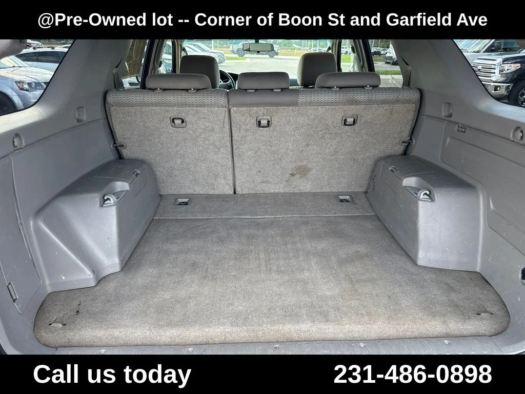 Used 2008 Black Toyota SR5 image 25