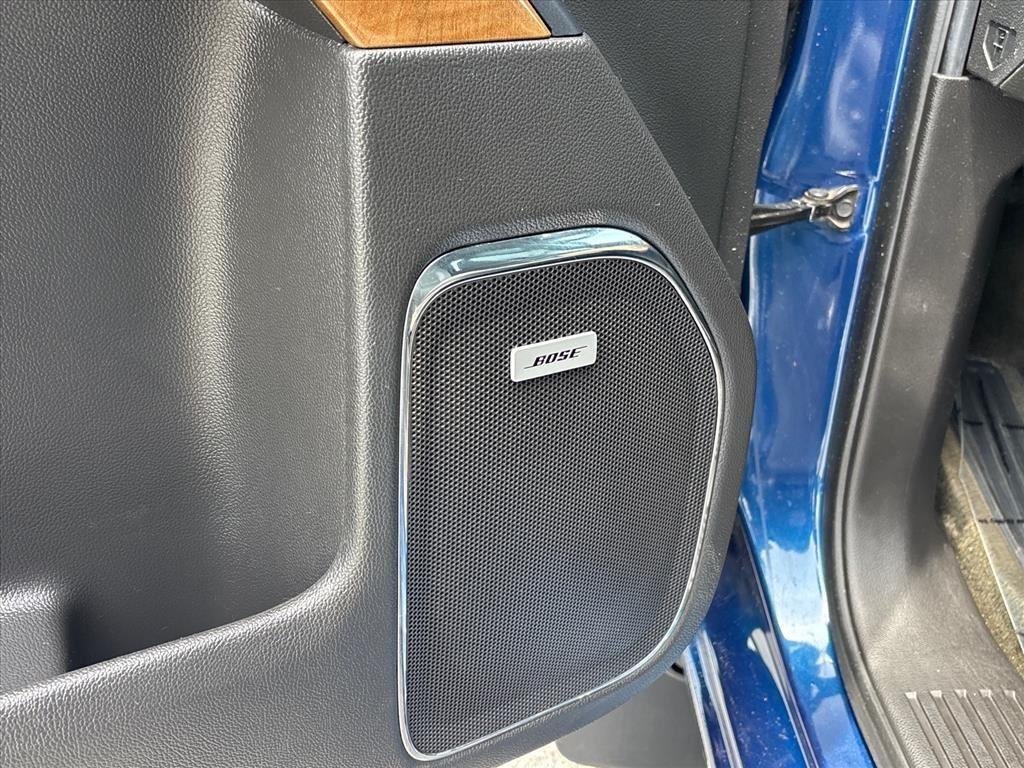 Used 2016 DEEP OCEAN BLUE METALLIC Chevrolet LTZ image 20