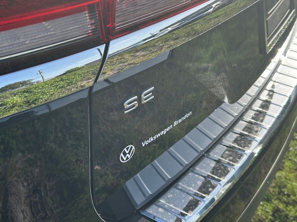 New 2026 Black Volkswagen SE w/Technology image 27