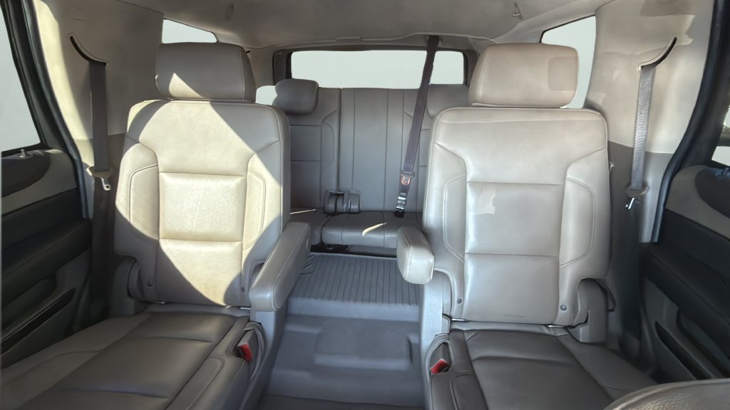 Used 2020 SATIN STEEL METALLIC Chevrolet LT image 19