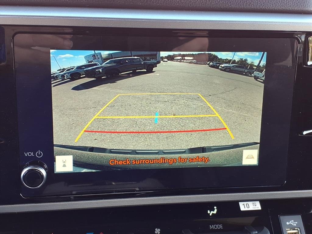 2026 Toyota Tundra SR5 - Photo 6