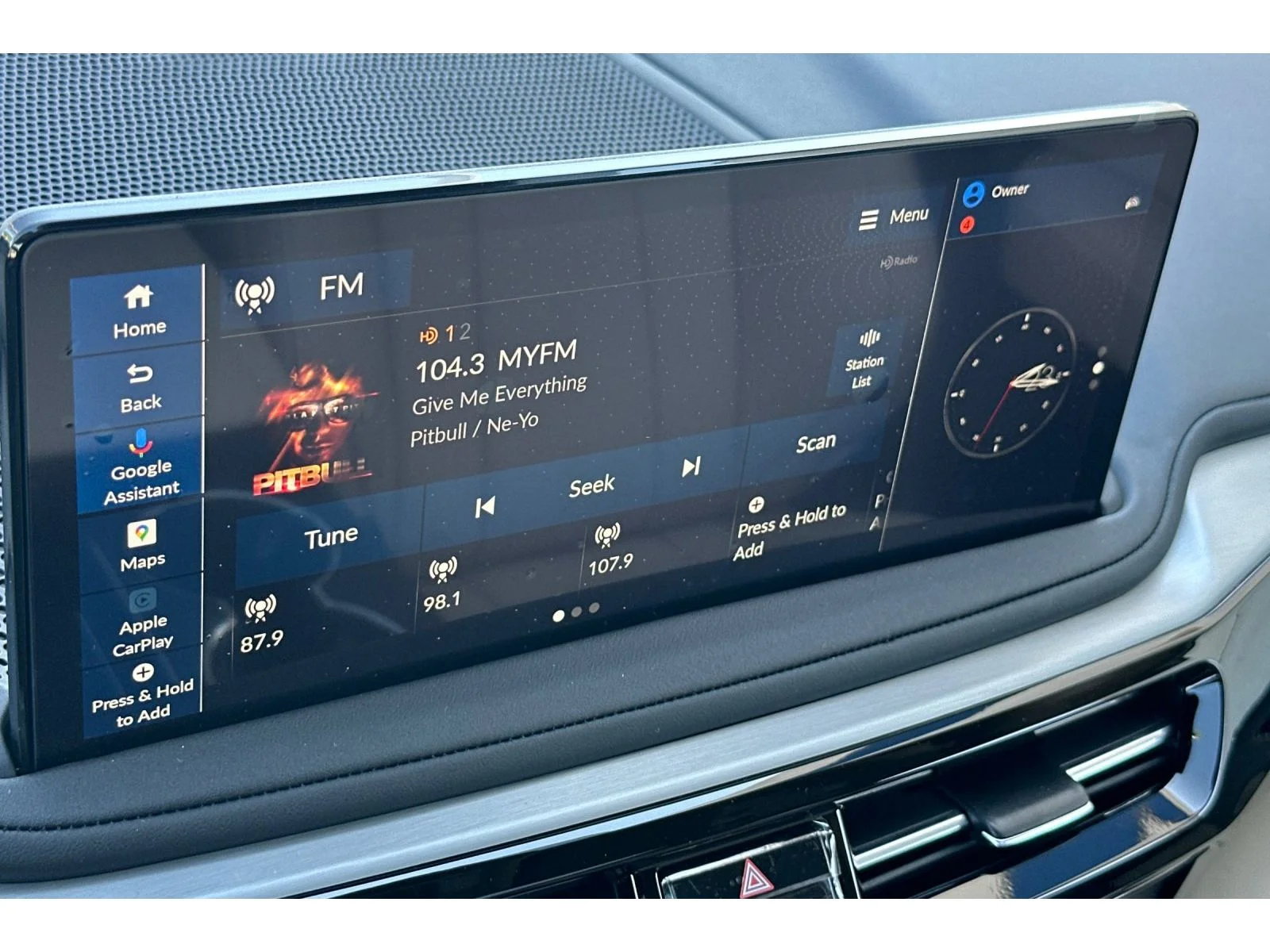 New 2026 Platinum White Pearl Acura w/Technology Package image 16