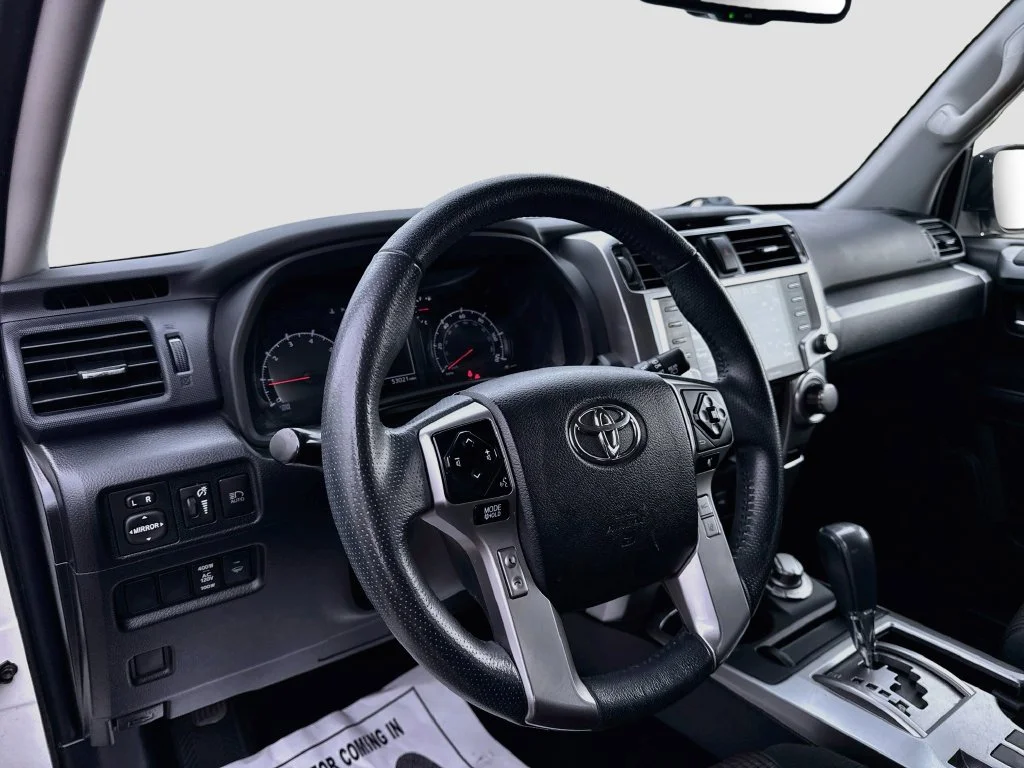 Used 2022 White Toyota Trail image 9