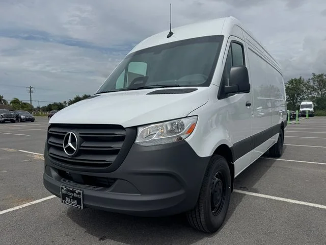 New 2026 White Mercedes-Benz Cargo 170 WB image 29