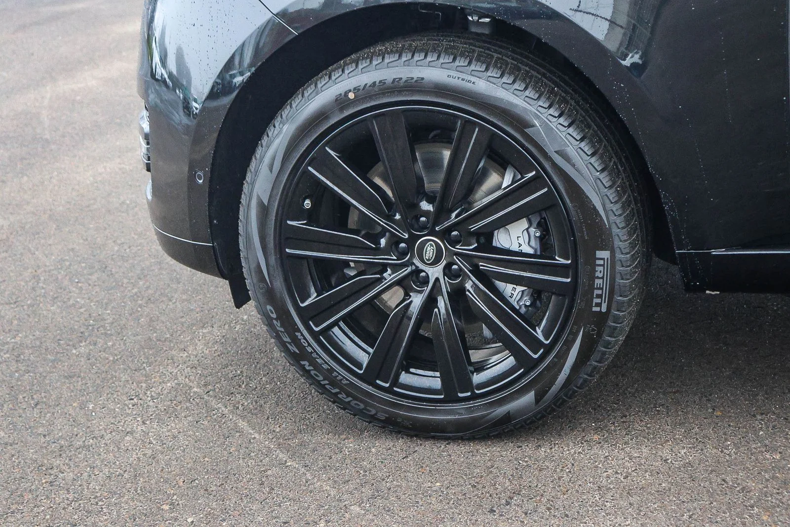 2025 Land Rover Range Rover SE - Photo 9