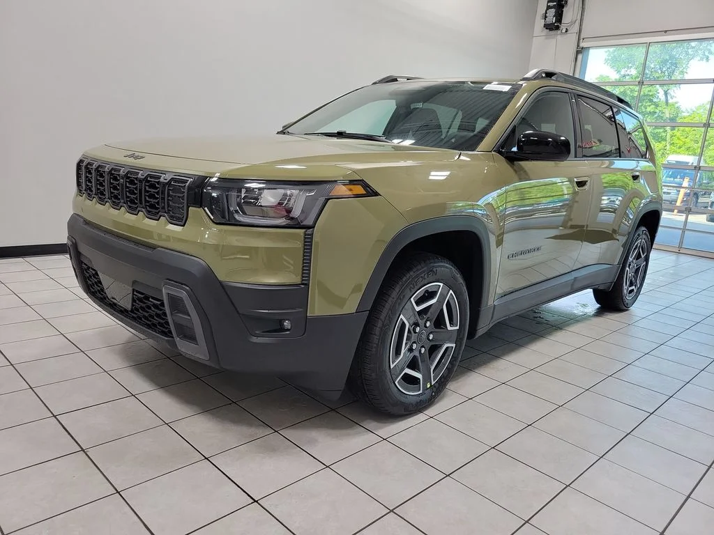 New 2026 41 Exterior Paint Jeep Laredo image 3