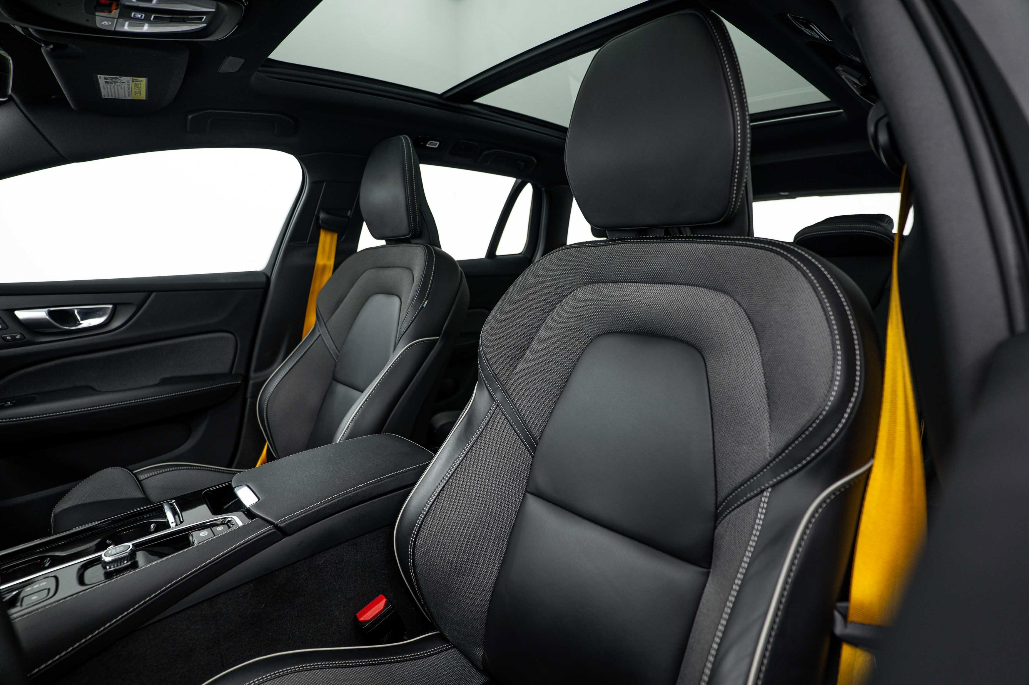 Used 2024 Onyx Black Metallic Volvo Polestar Engineered image 16