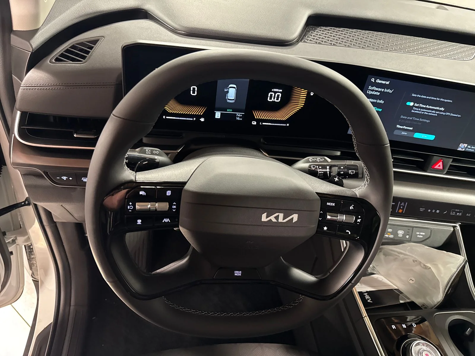 New 2027 Snow White Pearl Kia EX image 15
